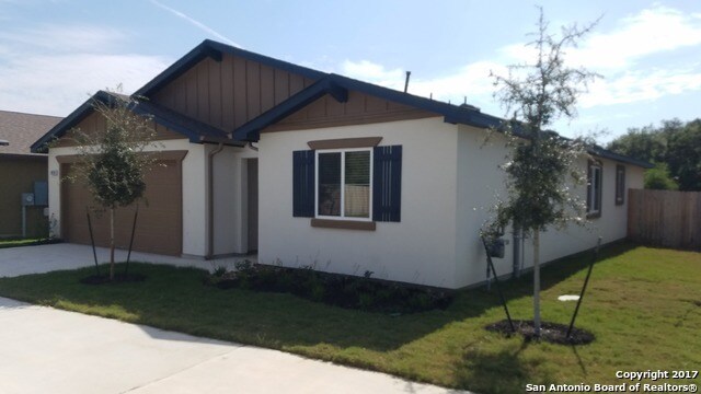 Building Photo - 10110 Relic Oaks