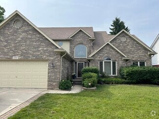 Building Photo - 19897 Mapleton Dr