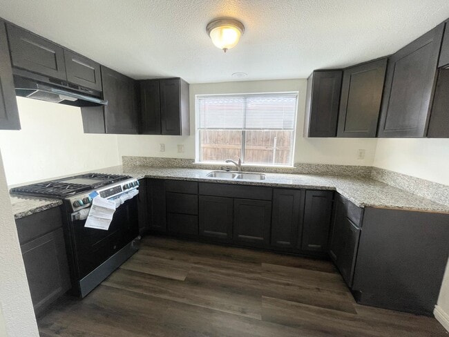 Foto del edificio - 23461 Challis Ct