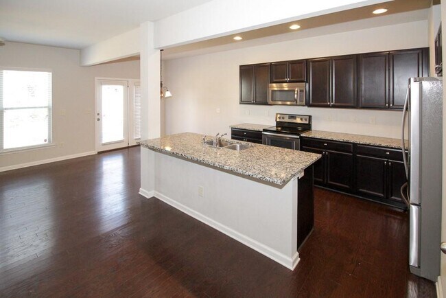 Foto del edificio - 1415 Brookmere Way