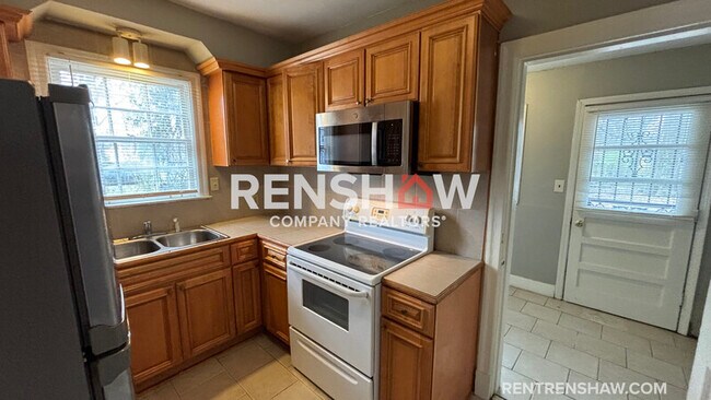 Foto del edificio - 2915 Felix Ave