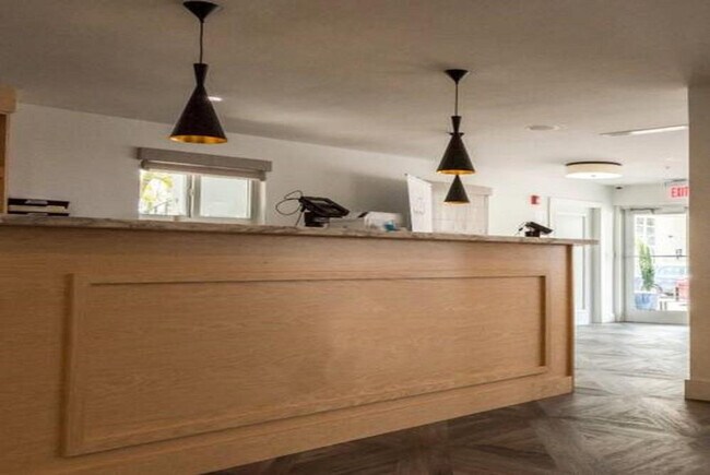 Foto del edificio - 6495 Indian Creek Dr