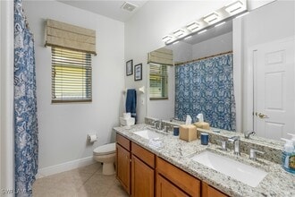 Building Photo - 4923 Cerromar Dr