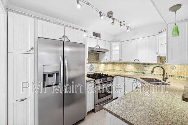 Foto del edificio - 413 E Miller St