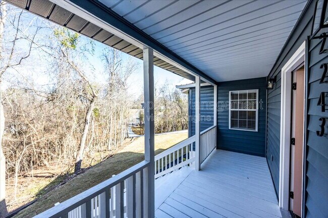 Foto del edificio - 2243 Hillwood Ct