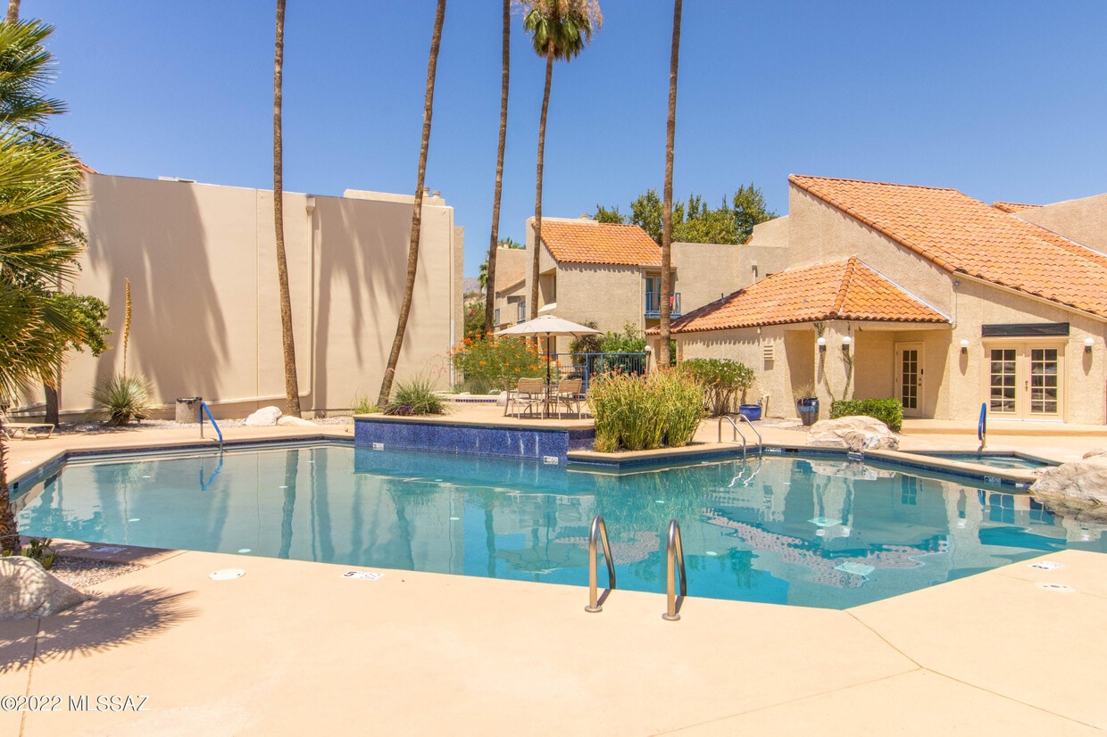 1200 E River Rd Unit C39, Tucson, AZ 85718 Condo for Rent in Tucson