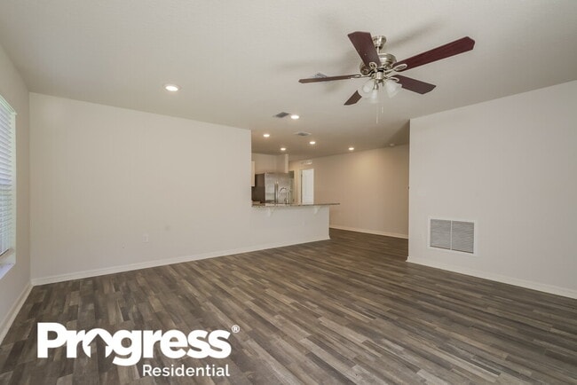 Building Photo - 426 Mallard Ln