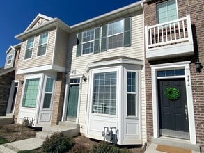 Building Photo - 738 N 150 E St