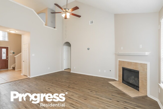Building Photo - 4939 Forest Hurst Dr