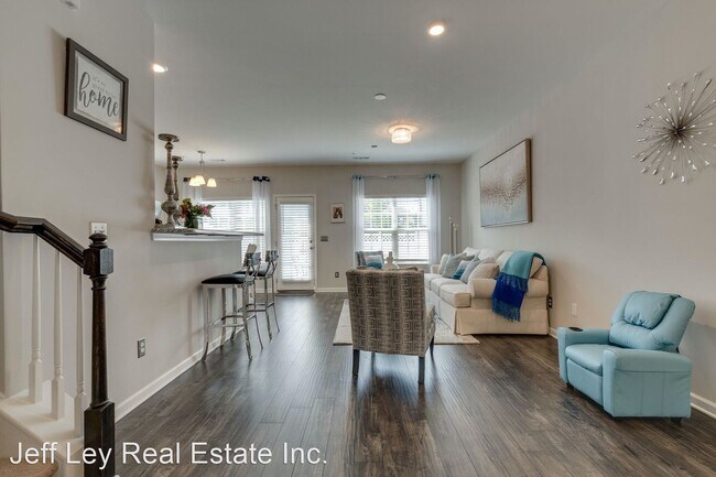 Building Photo - 3 br, 2.5 bath House - 103 Dursley Ln.