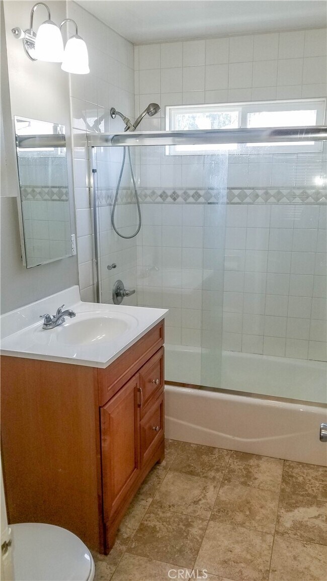 Building Photo - 325 N Pennsylvania Ave