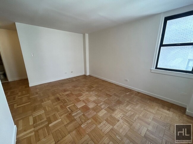 Building Photo - East 79th Street