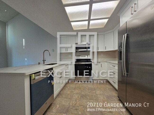 Building Photo - 20710 Garden Manor Ct