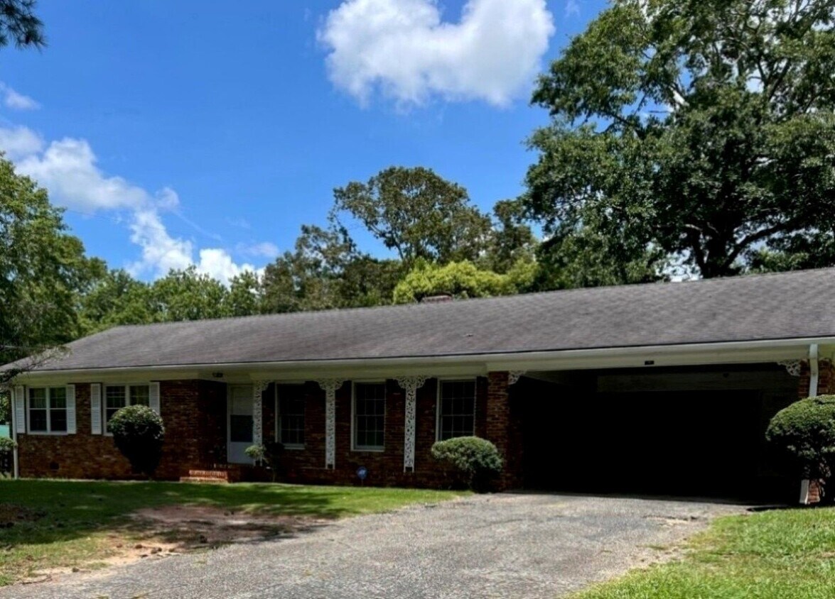 114 Sunset Dr Alquileres en LaGrange, GA