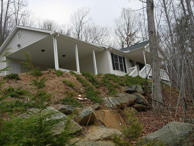 Foto del edificio - Rocky Creek Cottage