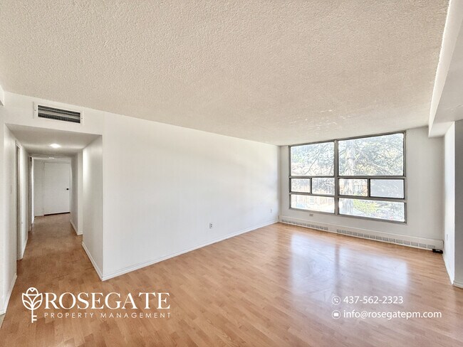 Building Photo - Spacious 3-Bedroom Apartment with Balcony, Parking & Locker – Scarborough