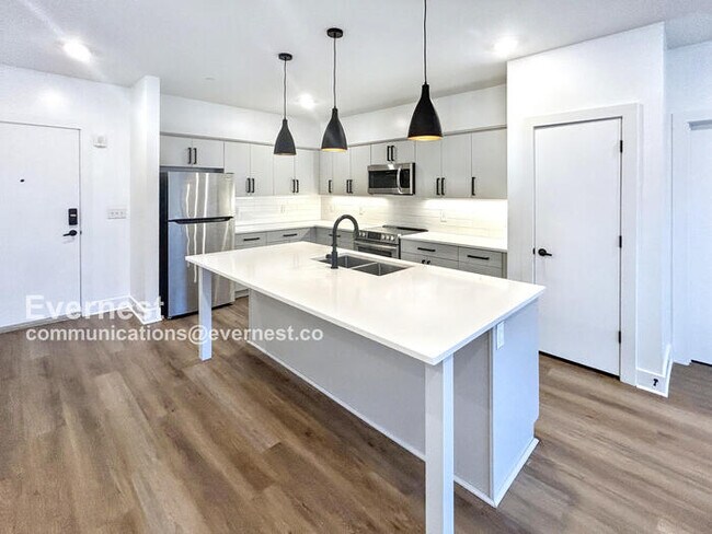 Foto del edificio - 2704 Clifton Ave
