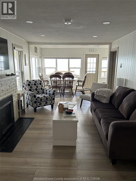 Building Photo - 767 Cedar Island Ln
