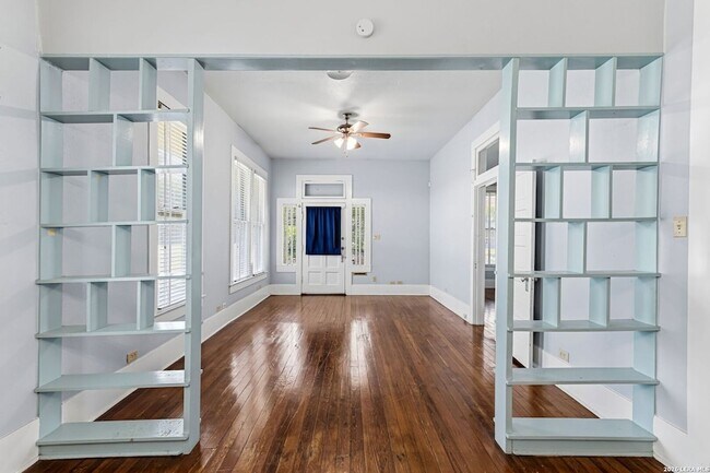 Foto del edificio - 631 Cedar St