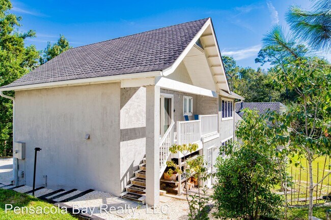 Building Photo - 1 br, 1 bath House - 9988 Hillview Drive