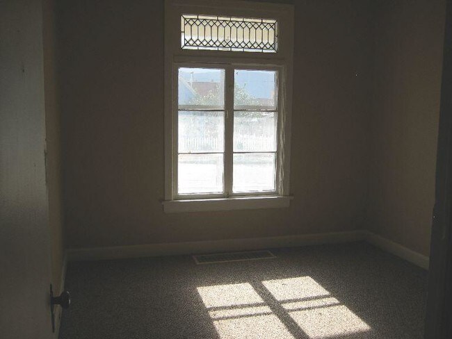 Building Photo - Colorado St South 525