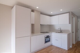 Building Photo - 3460 Rue Durocher