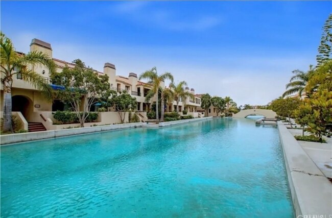 Foto del edificio - 16411 Lazare Ln