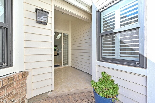 Foto del edificio - 6631 Trident Way