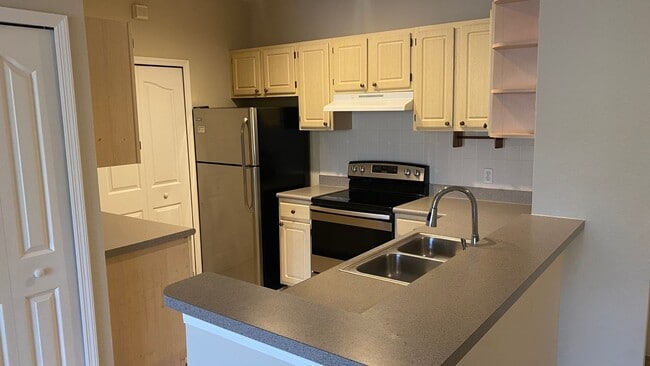 Building Photo - Beautiful 3BR/2BA Visconti Condo in Maitland!