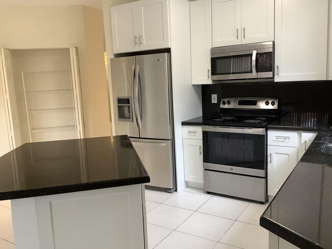 Foto del edificio - 7330 NW 1st Pl
