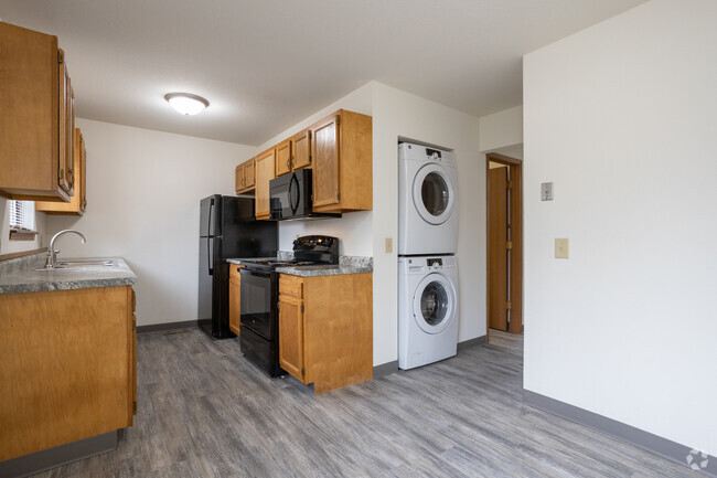 In-Unit Washer/Dryer - Cherry Street Town Houses