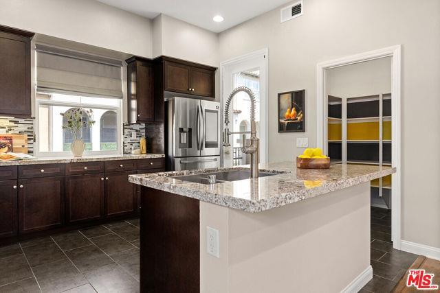 Foto principal - 1025 Star Ruby Dr