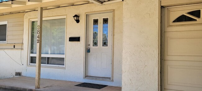 Foto del edificio - Great Eastside Location Across The Street From Shasta Meadows School