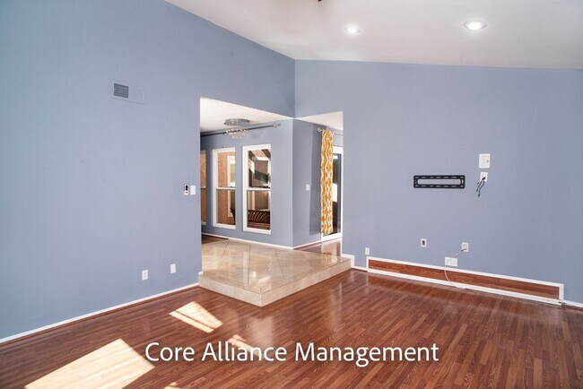 Building Photo - 23119 Valerio St