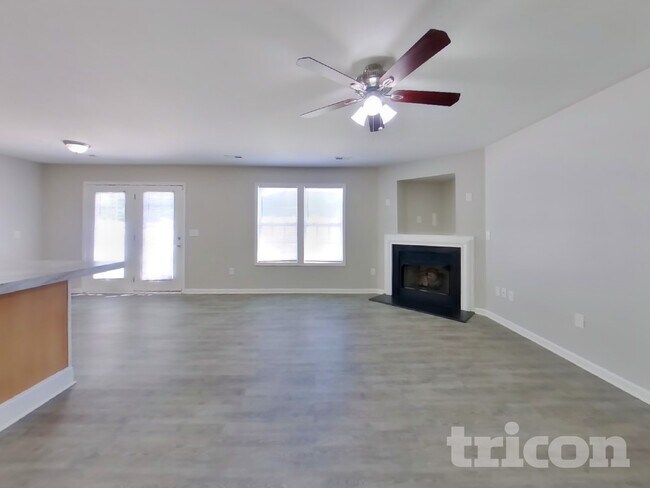 Building Photo - 5806 Shining Oak Ln