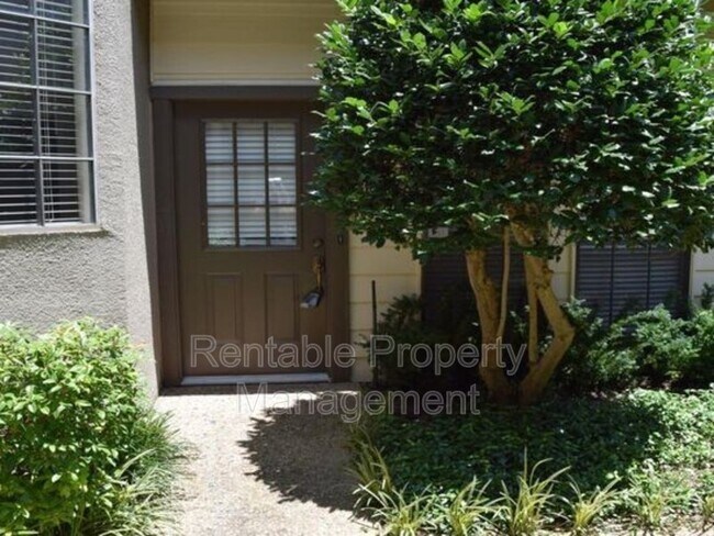 Foto del edificio - 4132 Cole Ave
