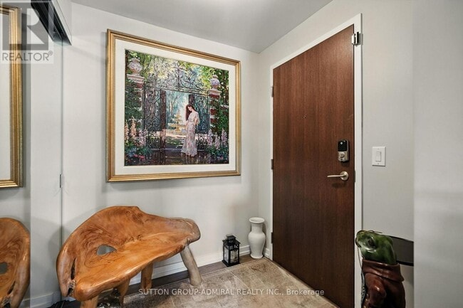 Photo du bâtiment - 241 Sea Ray Ave