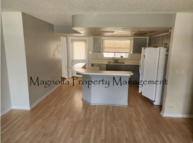 Building Photo - Dr. Phillips 4 Bedroom 2 Bathroom,