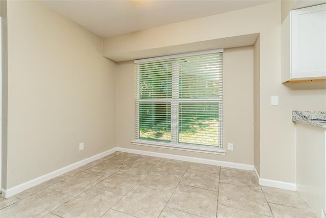 Building Photo - 6607 Club Wood Dr