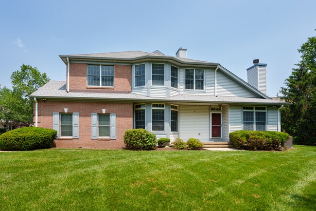 Building Photo - 111 St Clair Ct