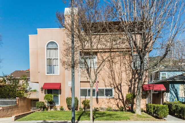 Fachada del edificio - 321 W Dryden St