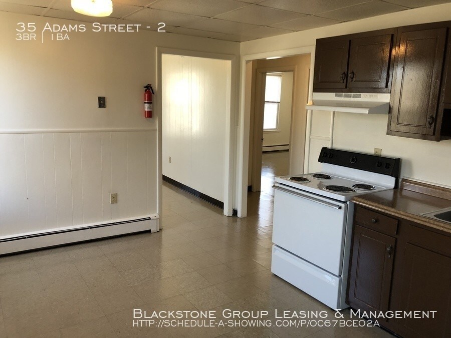 35 Adams St Unit 2, Woonsocket, RI 02895 Room for Rent in Woonsocket