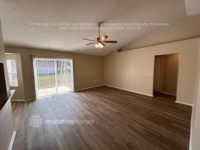 Building Photo - 122 Oak Run Dr