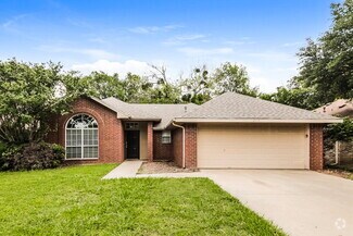 Building Photo - 2115 Lattimore St