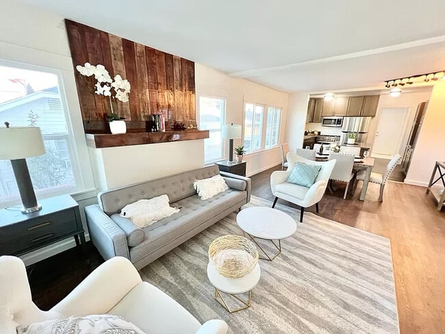 Foto del edificio - 1137 W 9th St