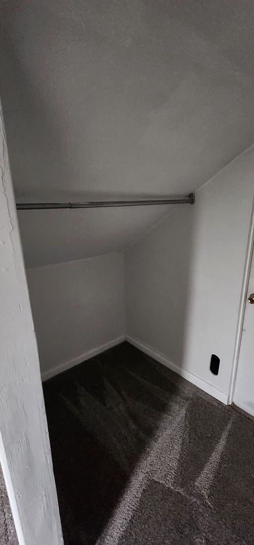 Building Photo - Newly Renovated 3-Bedroom Apartment in Penn Hills – Prime Location!