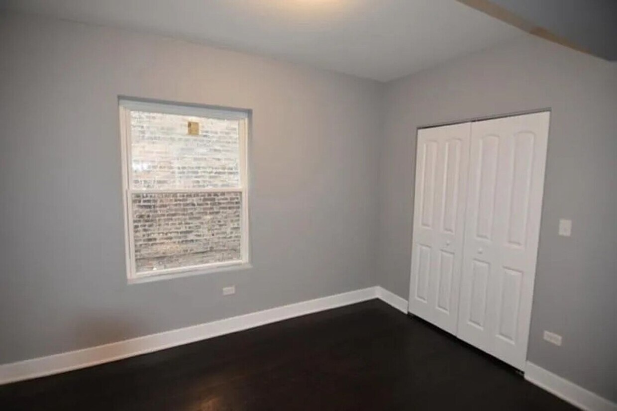 Foto del edificio - 5318 W Monroe St
