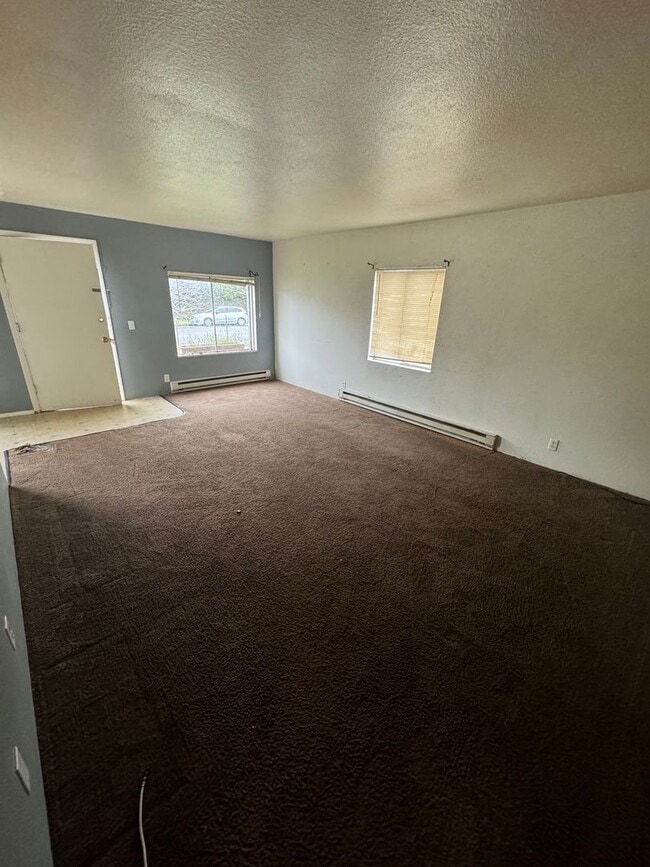 Photo - 216 N 12th St House