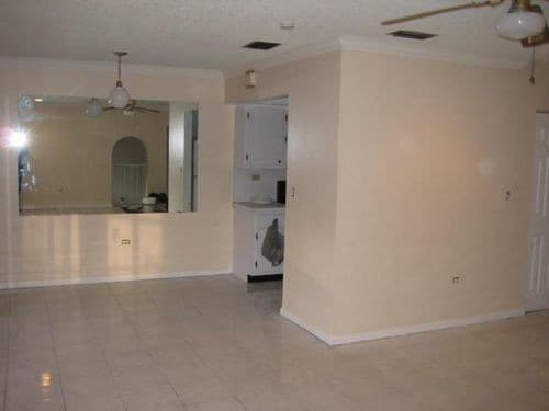 Building Photo - 8452 W Missionwood Dr
