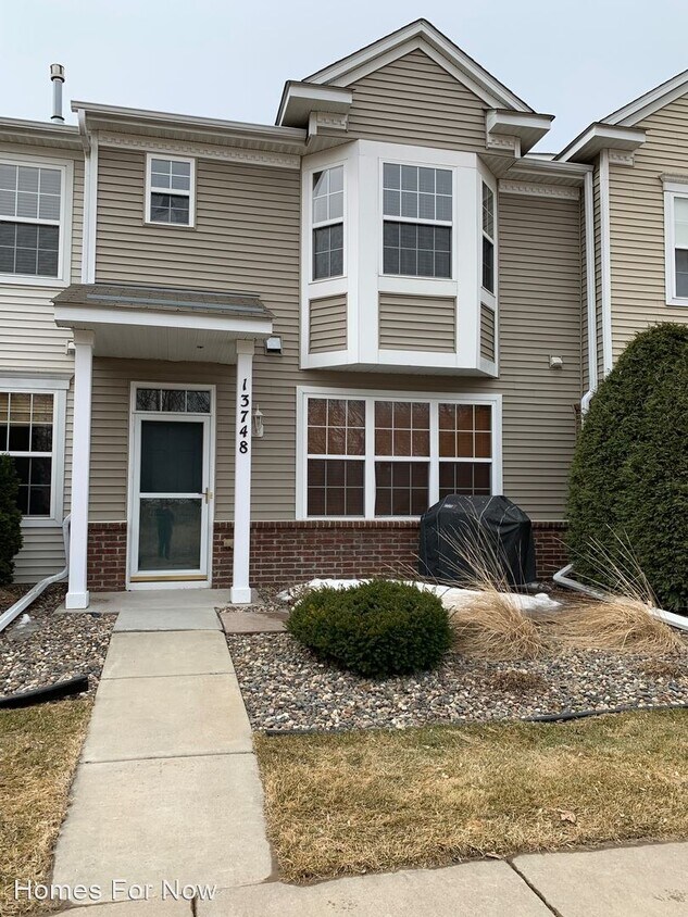 Primary Photo - 3 br, 2.5 bath House - 13748 Atrium Ave